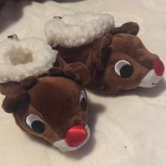 Rudolph the red nose reindeer slippers and hat infant set - Picture 2 of 4